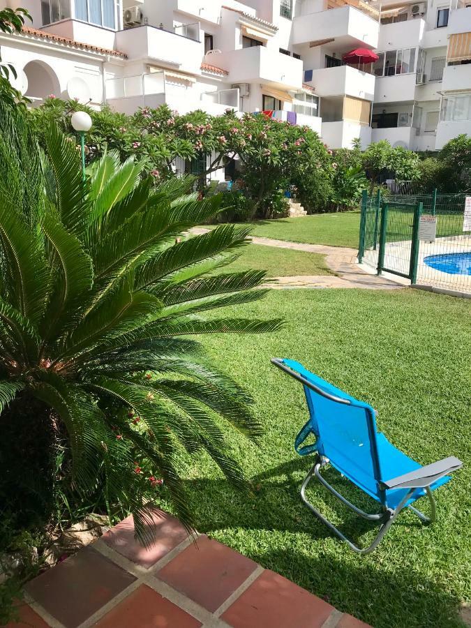 Apartamento Holidays On The Beach Torremolinos Exterior photo